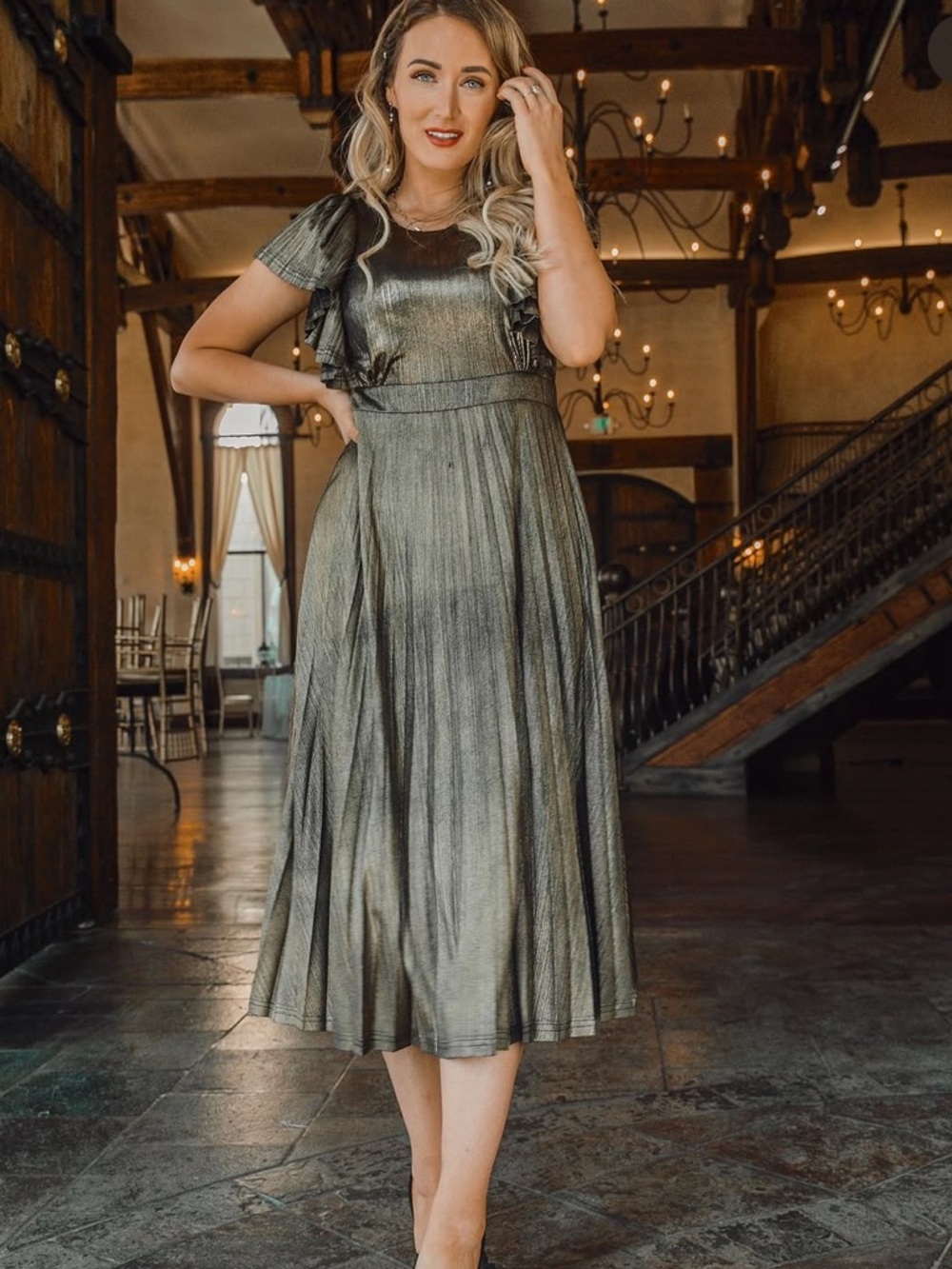 Ivy City Co Gold Metallic Pleated Midi Dress XS Holiday Party